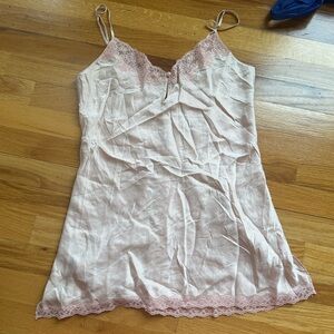 100% SILK VICTORIA SECRET Elegant Pink Lace Trim Dress